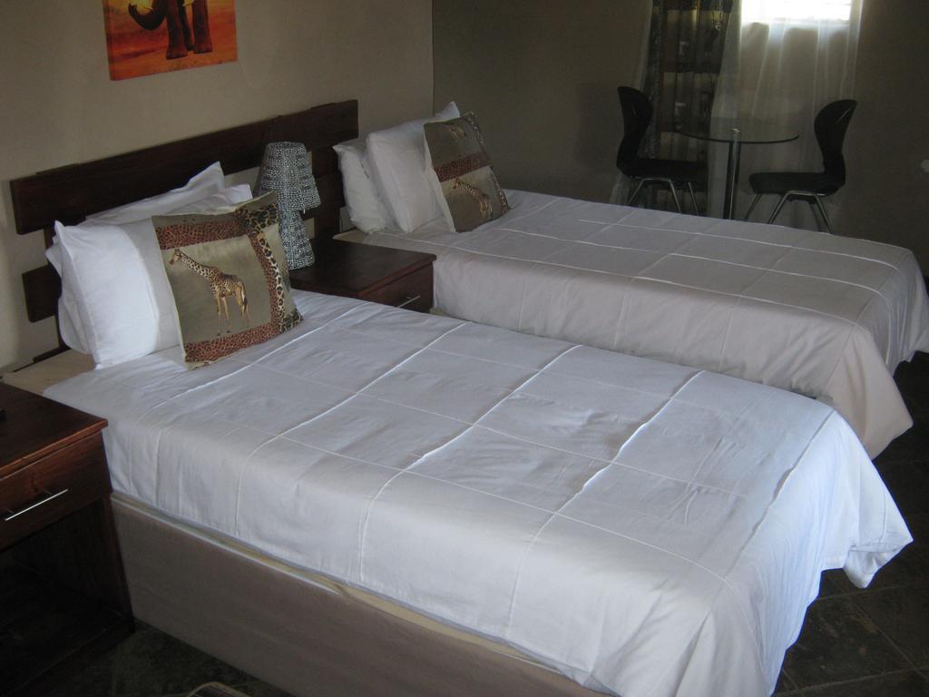 Noma-Nini Lodge White River Habitación foto